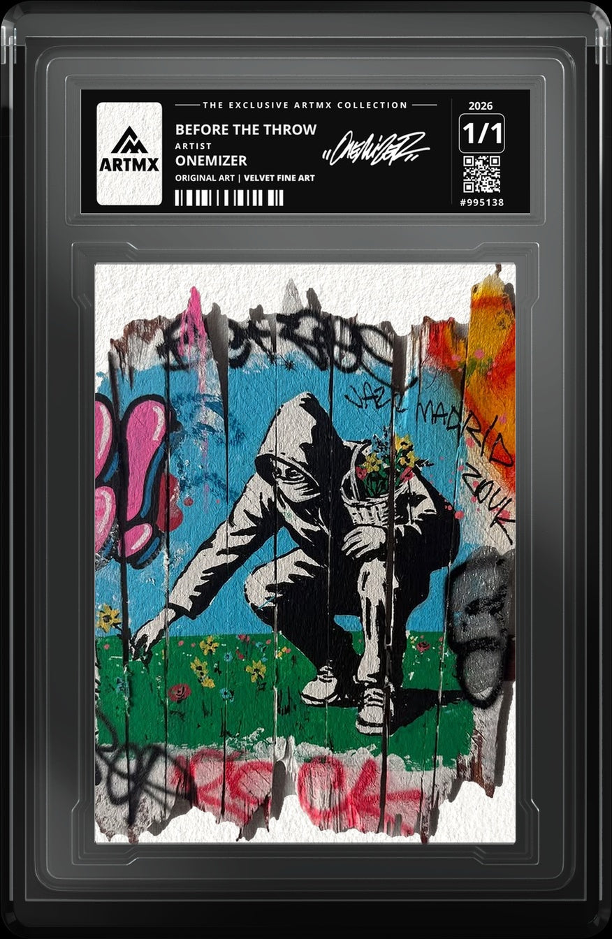 BEFORE THE THROW by Onemizer — Velvet Fine Art — close-up