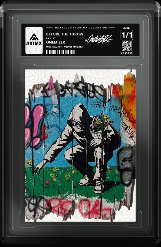 BEFORE THE THROW by Onemizer — Velvet Fine Art — close-up