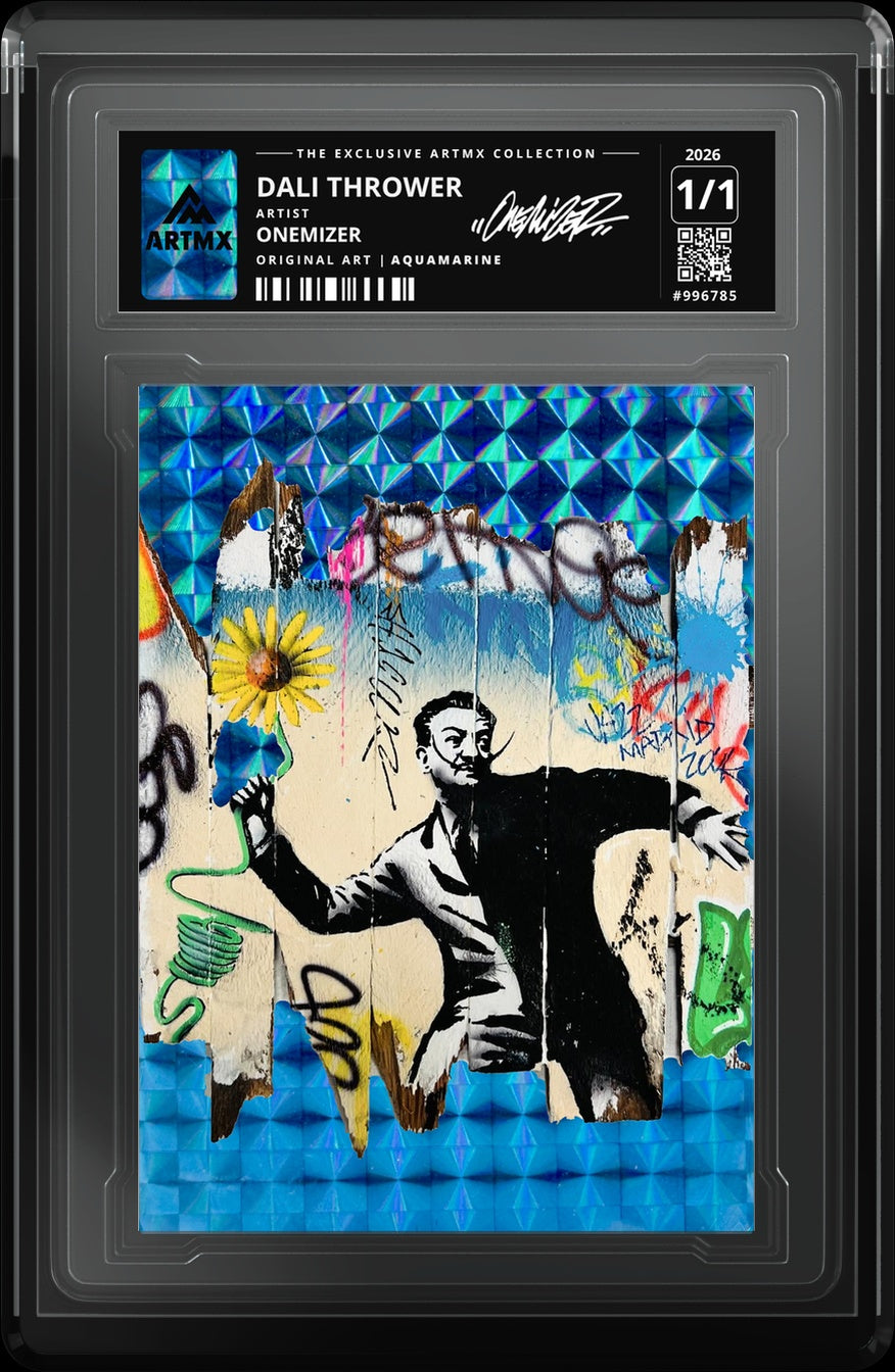 DALI THROWER by Onemizer — Aquamarine — close-up