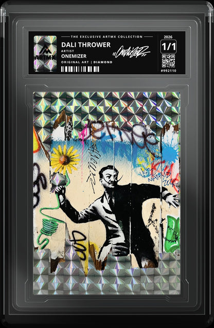 DALI THROWER by Onemizer — Diamond — close-up