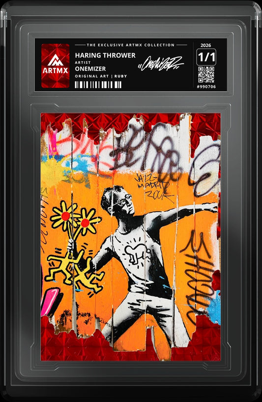 HARING THROWER by Onemizer — Ruby — close-up