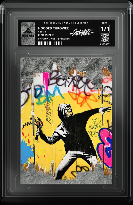 HOODED THROWER by Onemizer — Sterling — close-up