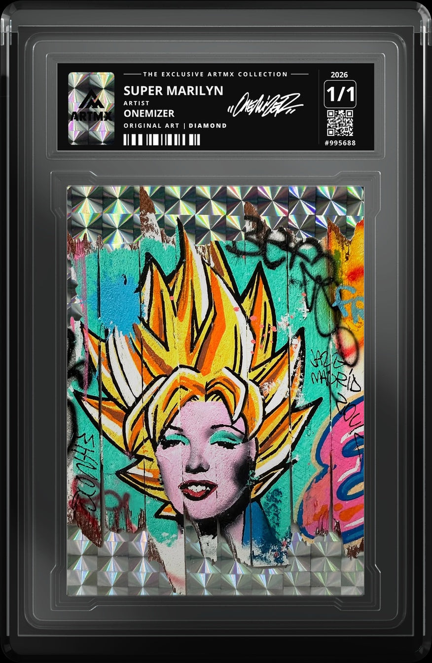 SUPER MARILYN by Onemizer — Diamond — close-up
