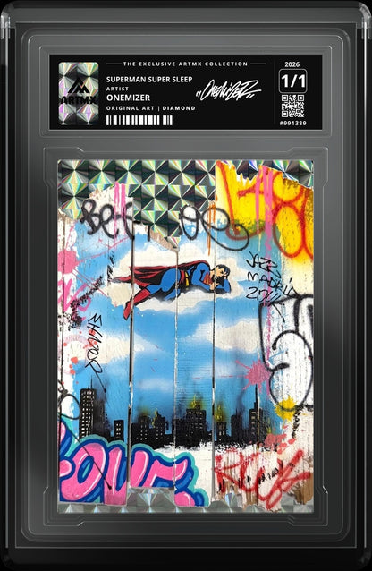 SUPERMAN SUPER SLEEP by Onemizer — Diamond — close-up