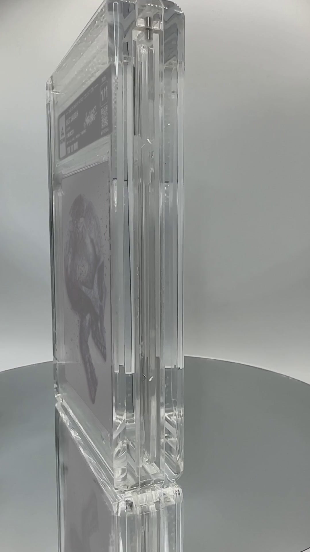 LAST LAUGH by Onemizer (Metal Chrome / Vaulted) — slab turntable video